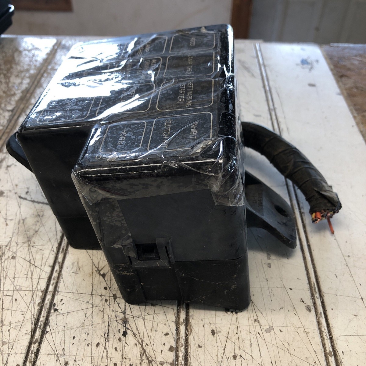 87 Nissan 300ZX Z31 Relay Box Under Hood Non Turbo | eBay