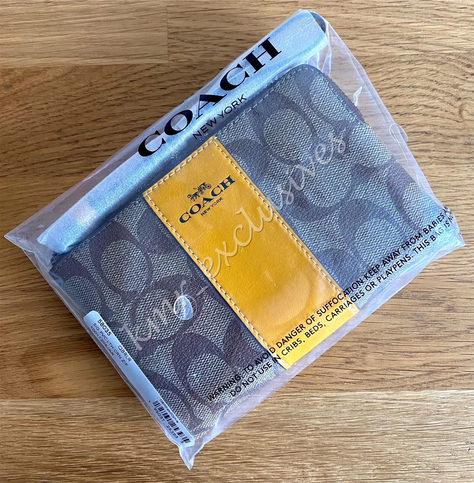 NIP Coach Corner Zip Wristlet Sig. Canvas with Smooth Leather in Ochre MSRP: $78