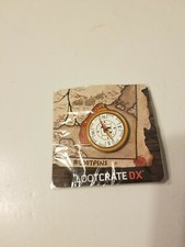 SKRZYNKA Z ŁUPAMI EKSKLUZYWNA PODRÓŻNA KOMPAS PRZYPINKA FABRYCZNIE NOWA W PUDEŁKU