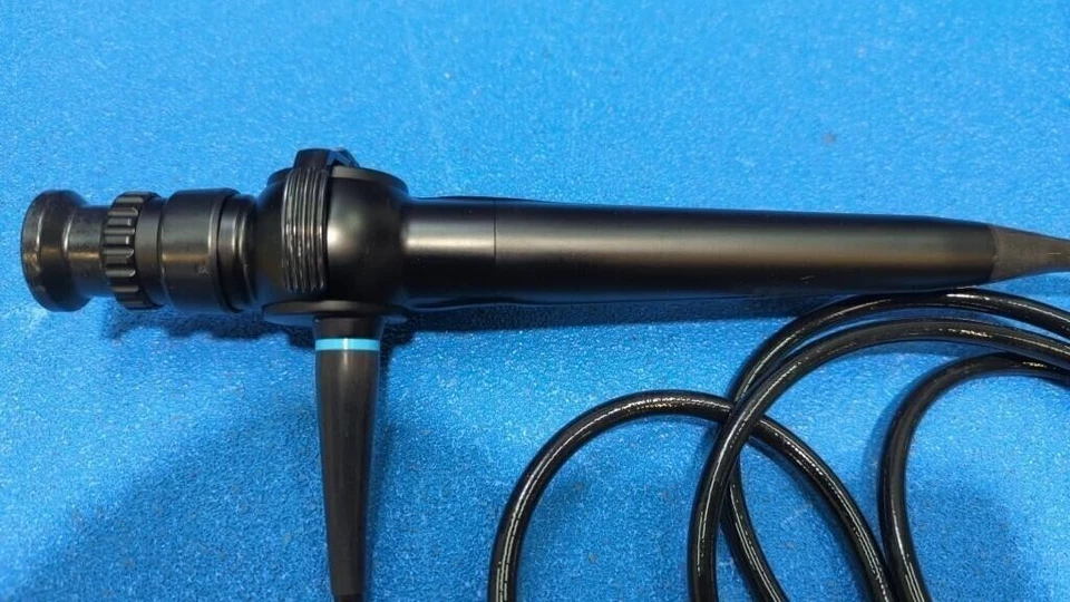 Cistoscopio flexible Olympus CYF-4 para piezas o reparación Foto 2 de 4