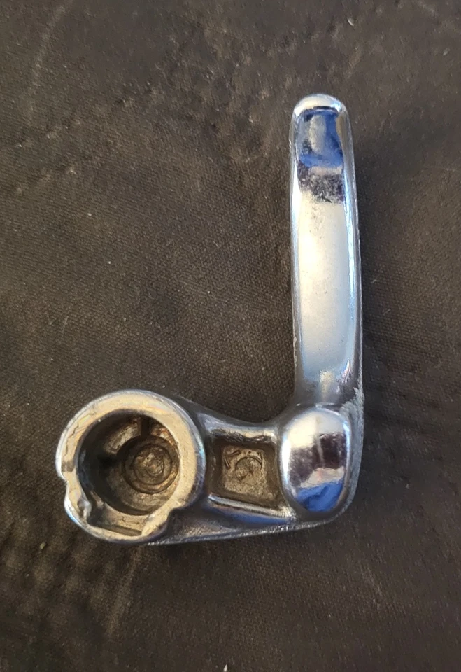 Cerradura de manija de ventana de ala de ventilación izquierda Pontiac Tempest Lemans GTO de colección  Foto 4 de 4