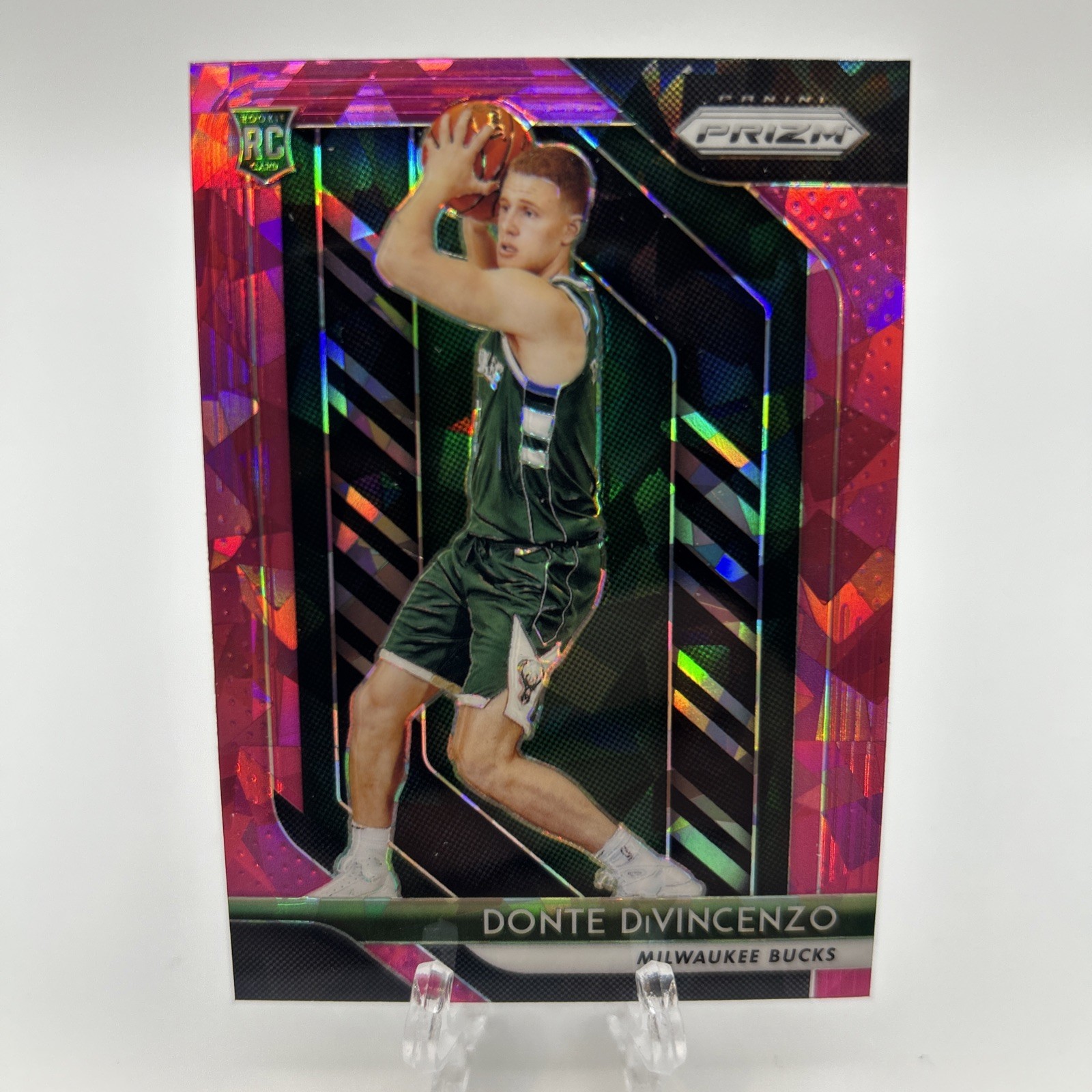 2018-19 Panini Prizm Donte DiVincenzo #246 Pink Ice Prizm (RC) MILWAUKEE BUCKS