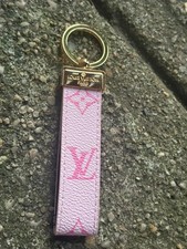 Louis Vuitton Dragonne Key Holder Leather Key...