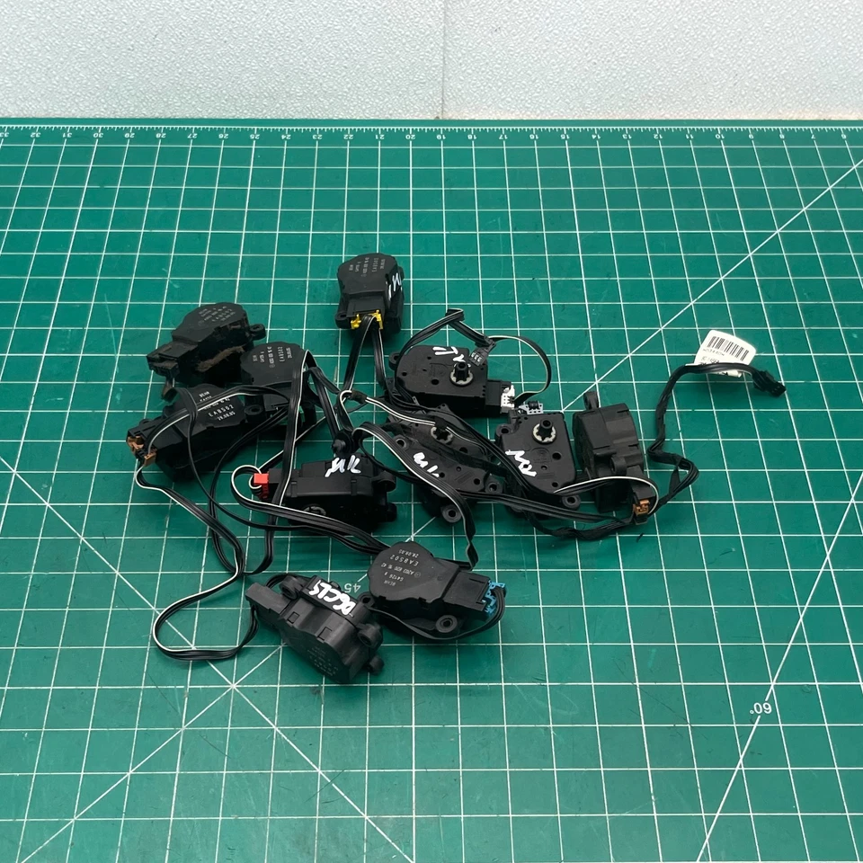 03-11 MERCEDES-BENZ W219 CLS CLASE E AC CALENTADOR SOLAPA PUERTA ACTUADOR MOTOR CONJUNTO OEM Foto 2 de 4