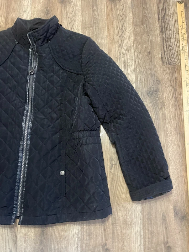 Chaqueta Laundry by Design, Para Mujer Talla Grande, Negra, Cremallera Completa, Acolchada Foto 4 de 4