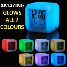 COLOUR CHANGING LED CLOCK IDEAL XMAS PRESENT GIFT 4 KID BIRTHDAY BOY TOY GIRL C1