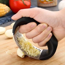 Garlic Press Stainless Steel Curved Vegetable Chopper Garlic Masher Kitchenware