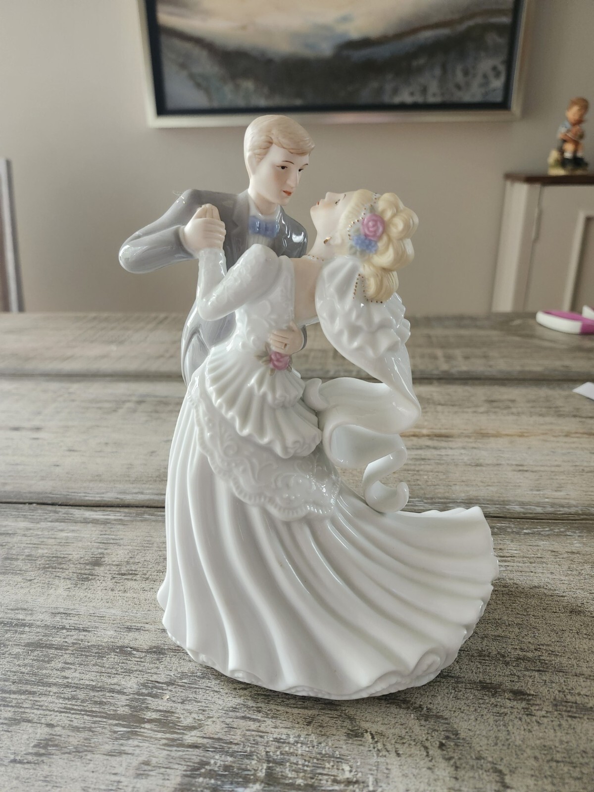 Picture 1 of 5