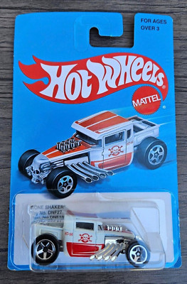 Hot Wheels~ BONE SHAKER ~2016~''Target Exclusive''~ Retro~ #3/8~1:64 BB5