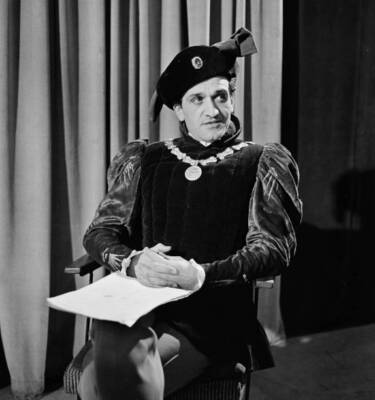 Robert Delgado featured in the BBC TV series Doctor Who 1950s Old Photo 1