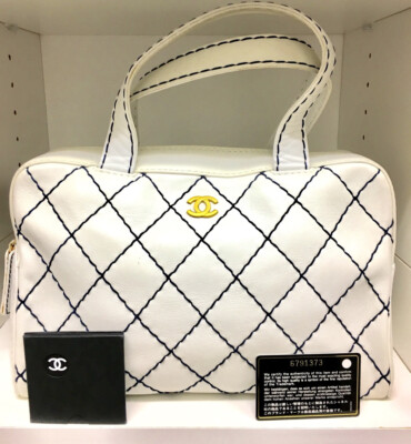 CHANEL Surpique Wildstitch White Leather Black Stitching GHW
