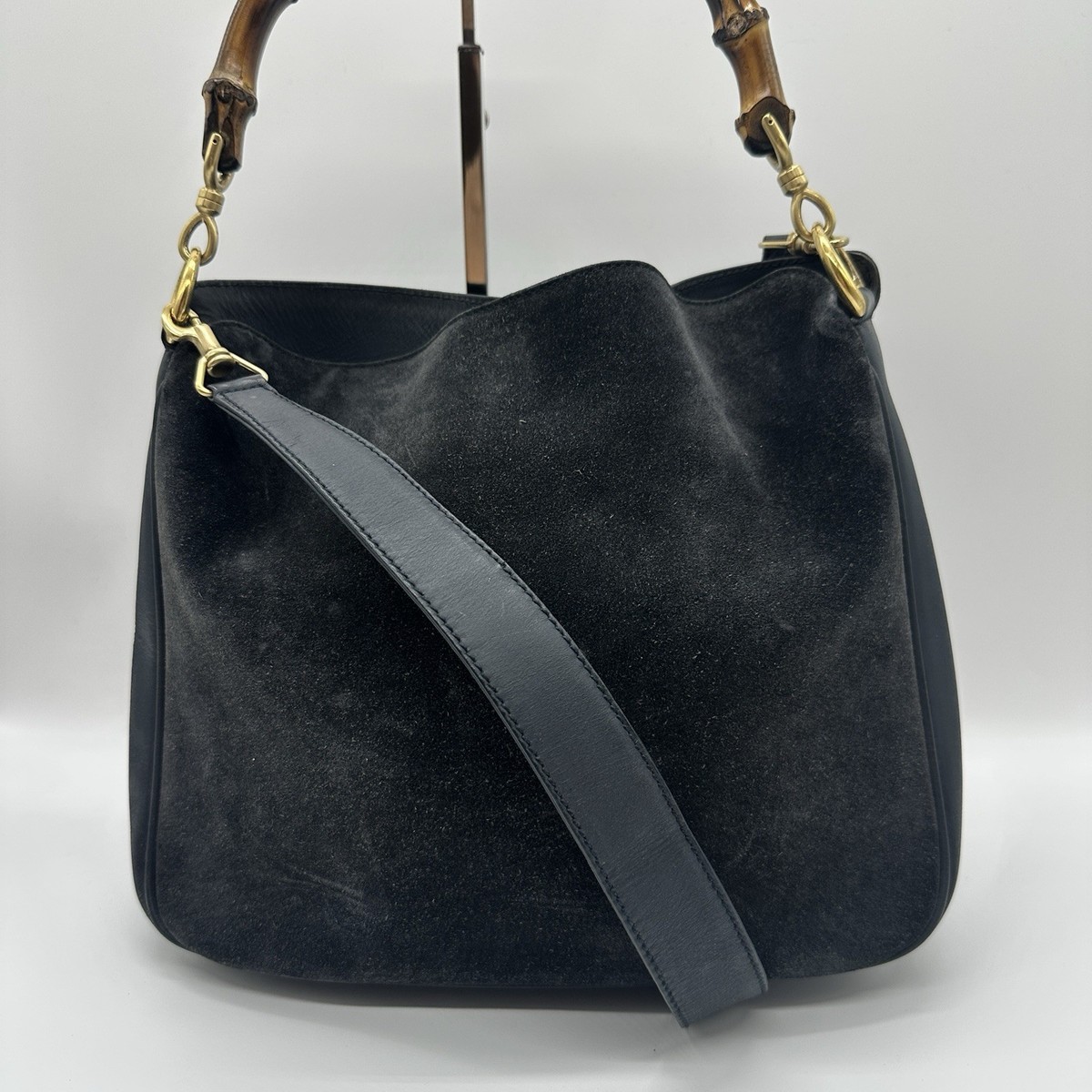 Gucci Bamboo 2way Shoulder Handbag Suede Navy Gold Purse Authentic 