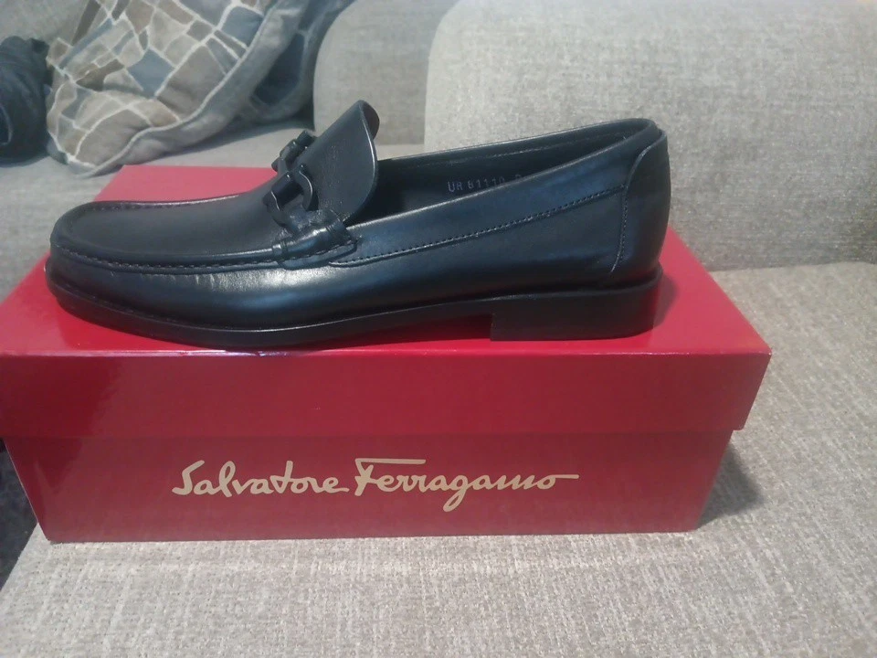 Mocasines Salvatore Ferragamo Florence EE. UU. 7,5 cuero negro  Foto 2 de 4