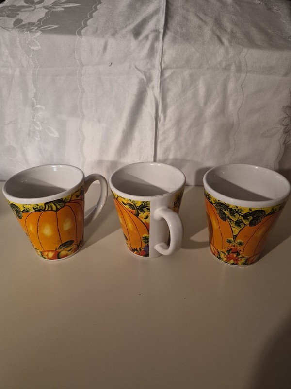 Trisa Pumpkin Apple Fall Coffee Mug Set of 3 Harvest Halloween