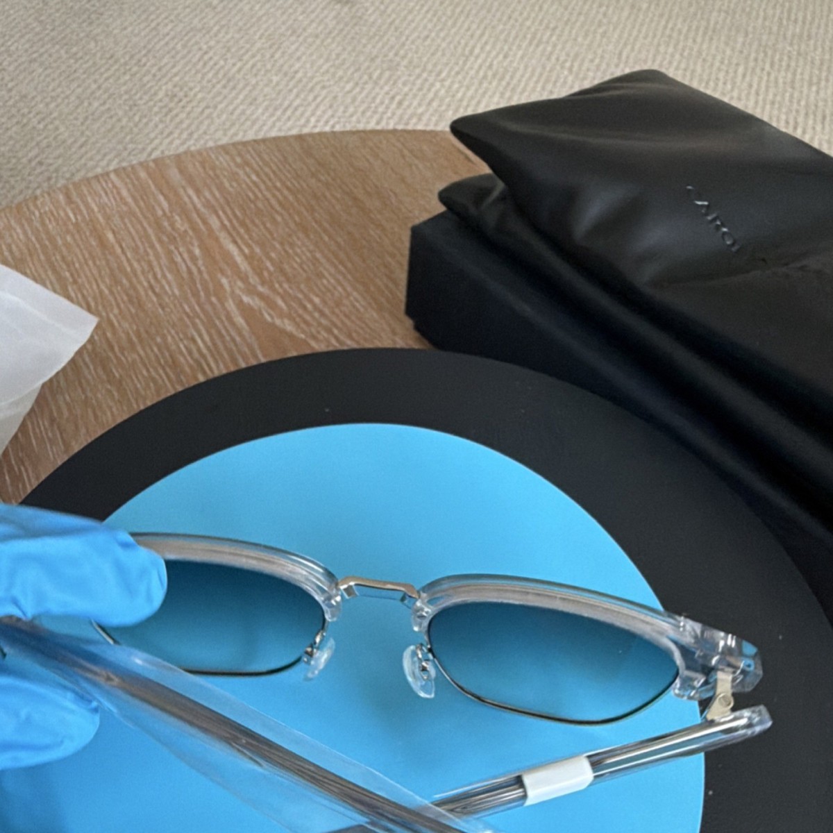 Gentle Monster Rimless Clear Frame Blue Tinted Oval Men's