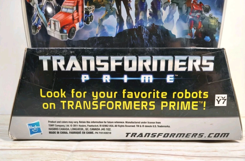 Transformers Prime First Edition Voyager BULKHEAD 2011 Sealed - Image 3 of 4