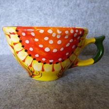Tasse Jumbotasse „abstrakte Blumen“ aus Keramik handgemacht und unbenutzt
