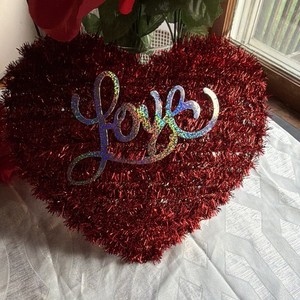 Red Tinsel Heart Wall Decor Hanging with "Love" Text, Metal Multicolor