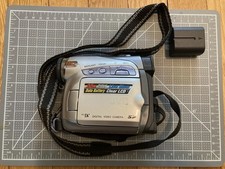 JVC GR-D290U Mini DV Camcorder  ISSUES READ 