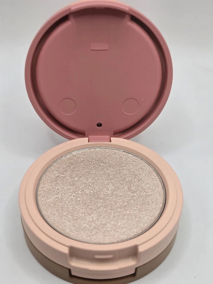 Kaja Beauty Bento Eyeshadow Shade 01 Butter Up New In Box Sealed. - Image 3 of 4