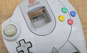 SEGA Dreamcast HKT-3020 Console With Controller - For Parts/Repair