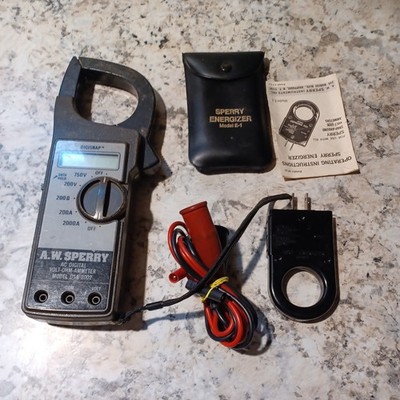 A.W. SPERRY AC DIGITAL VOLT- OHM-AMMETER MODEL DSA - 2002  + sperry energizer e1
