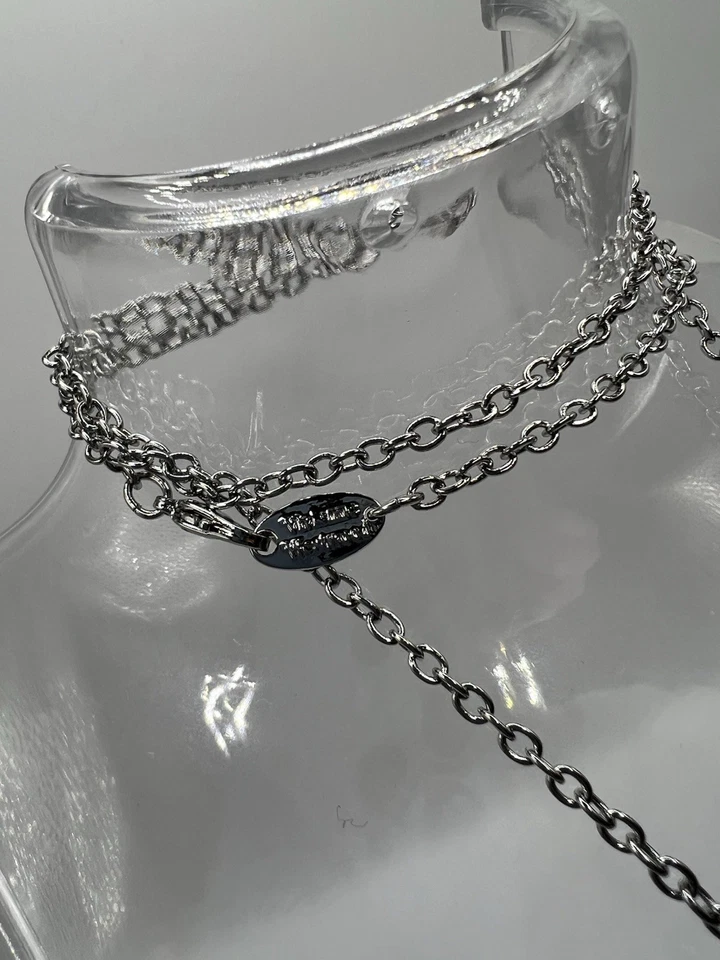 Vivienne Westwood Large Flat Orb Diamanté Orb Pendant Chain With Gift Packaging - Image 4 of 4