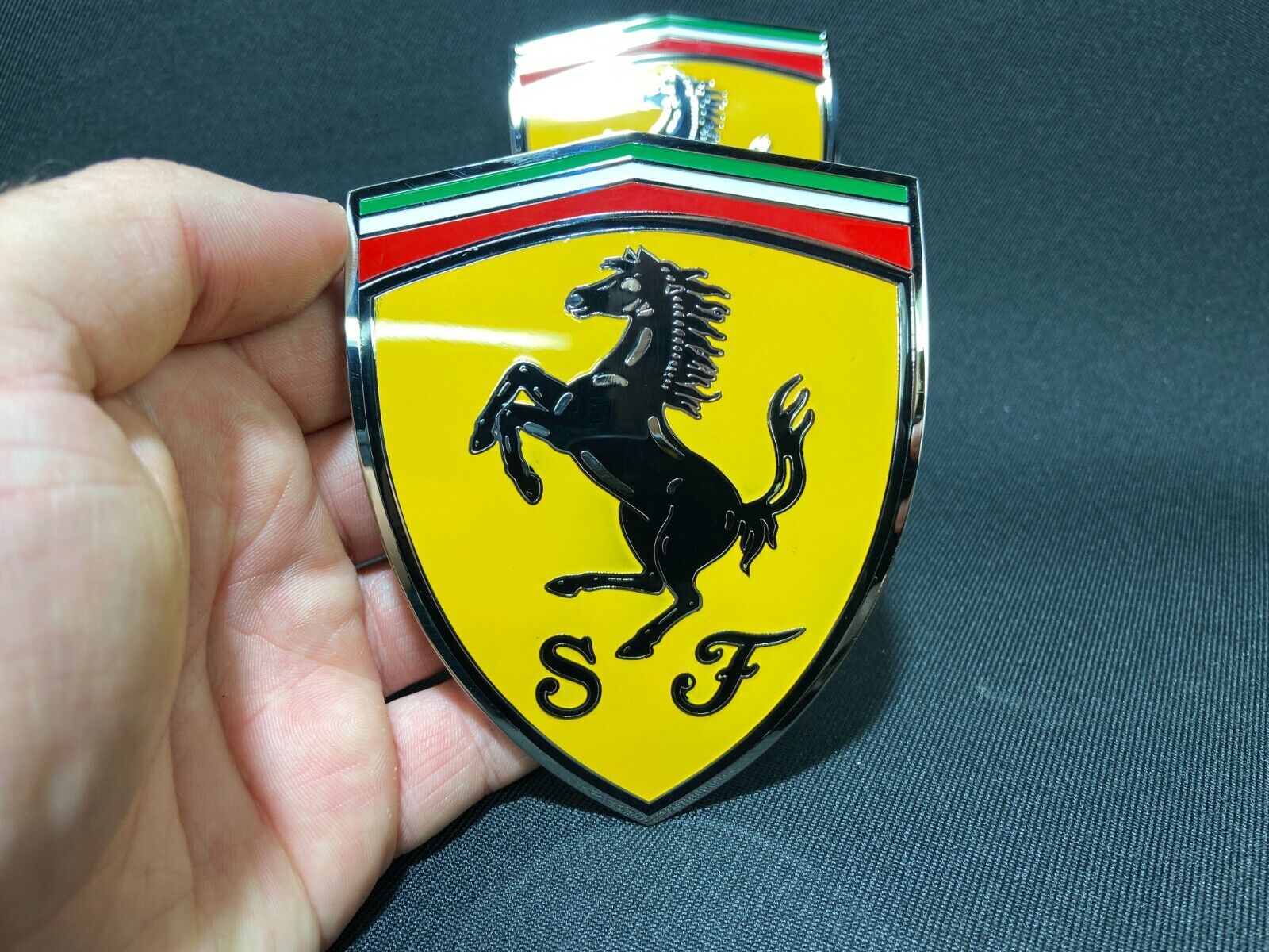 for Ferrari Modena 360 F430 fender emblems set 2 pcs metallic NEW P/N 65921900