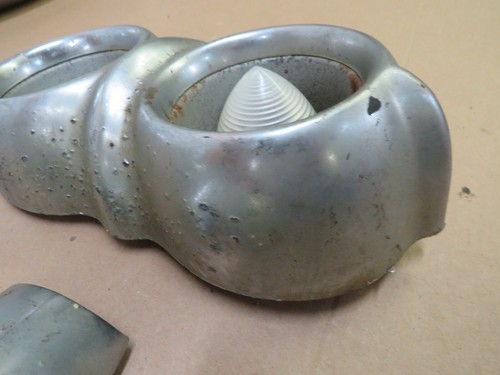 1958 58 Chevy Impala Parking / Turn Signal Light Housings Left & Right ~ Pair - Picture 5 of 12