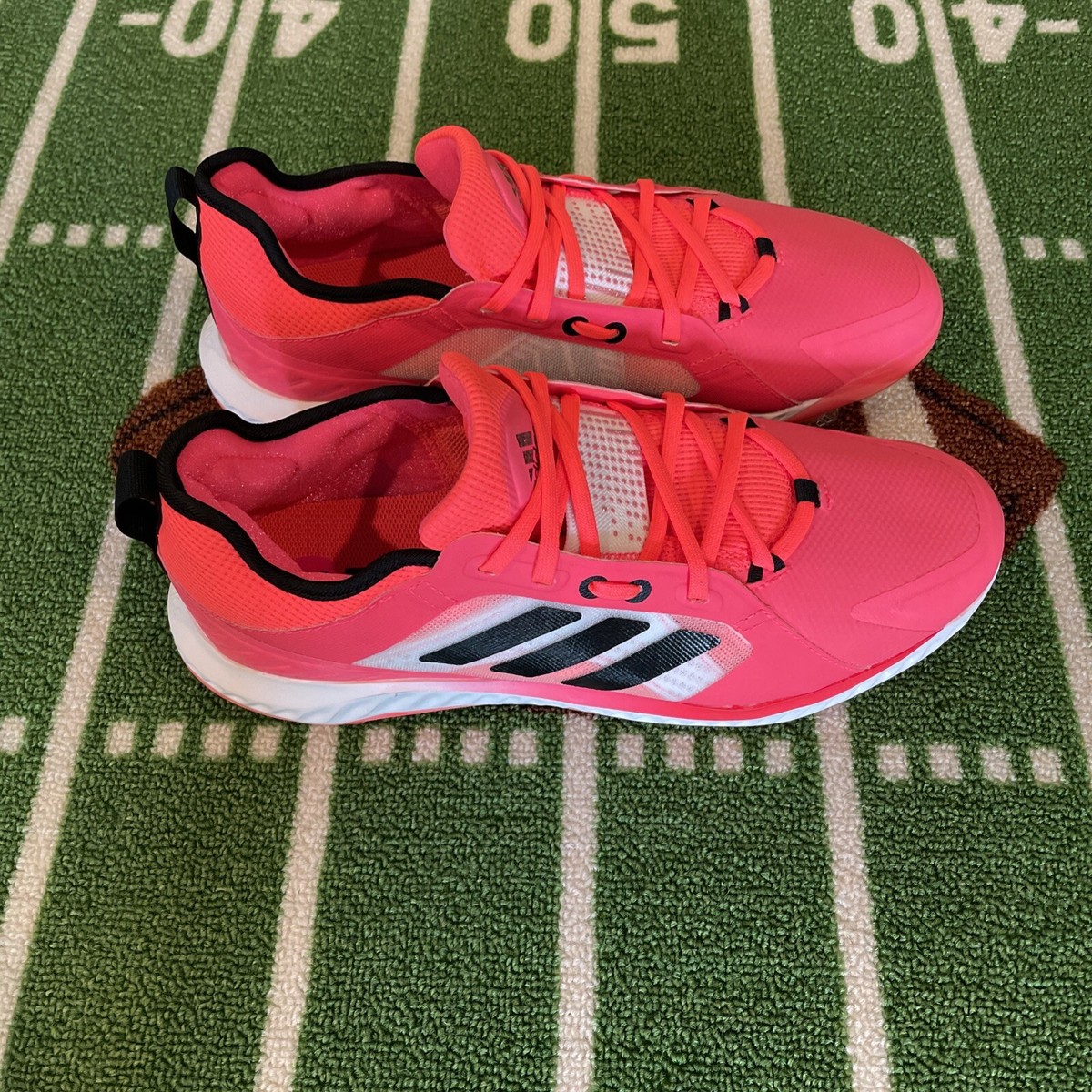 Crampons Softball Adidas Pure Hustle Unity Femme - 11 US (rose/noir) - Neuf