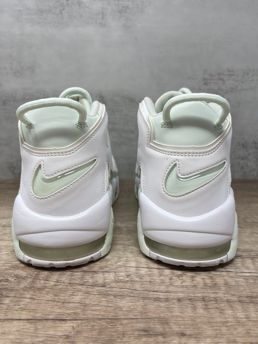 Nike Air More Uptempo Barely Green Size 10.5 Mens / 12 Nike Air More Uptempo Barely Green Size 10.5 Mens / 12