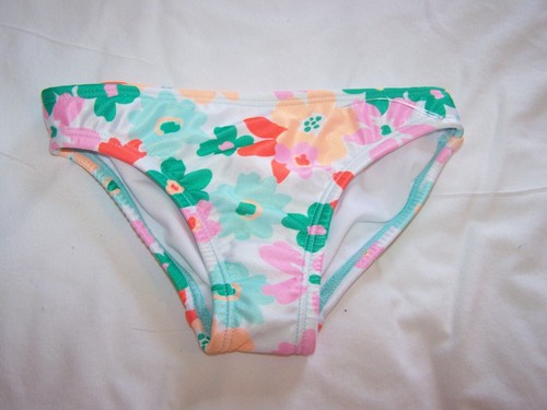 Lot of Two Carter's Sleep Sets for Girl ~ One Bikini Bottom ~ Size 5 Toddler - Picture 2 of 15