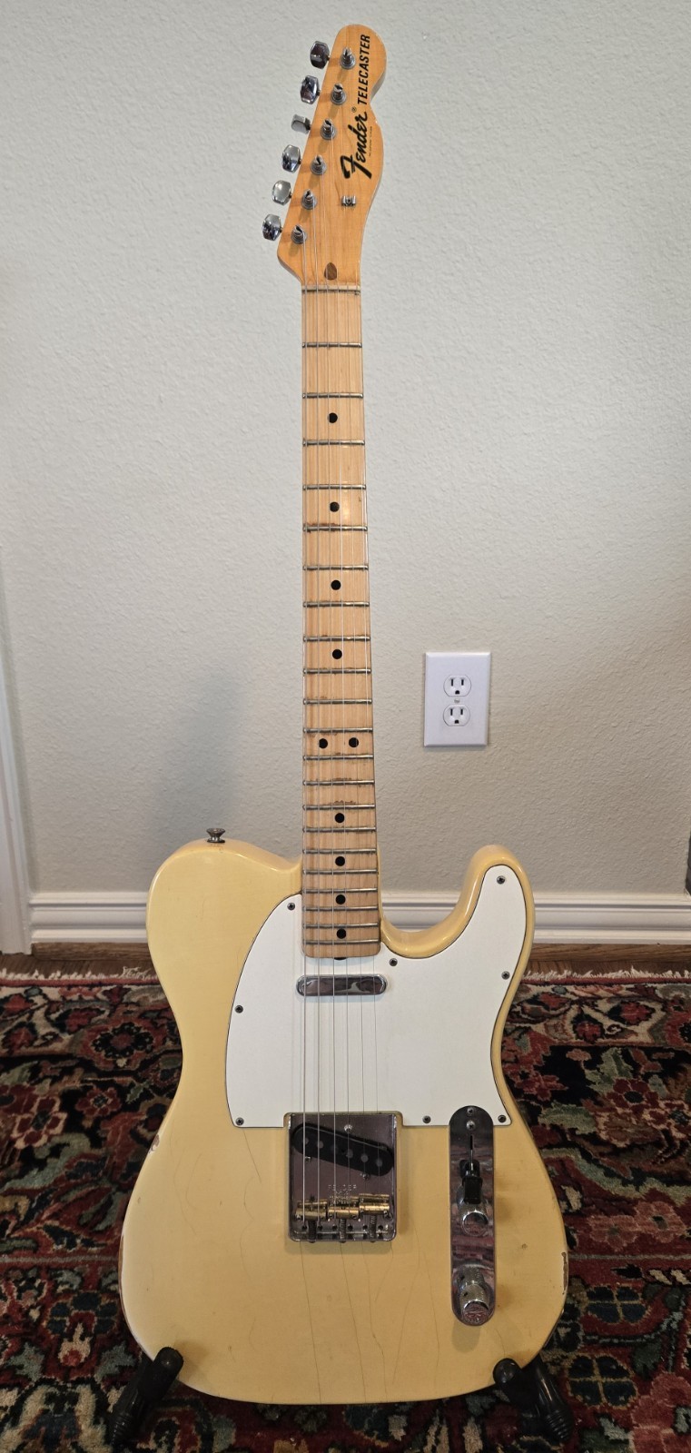 Fender Color Chart - 1970 Fender catalog, page 95 >> Vintage