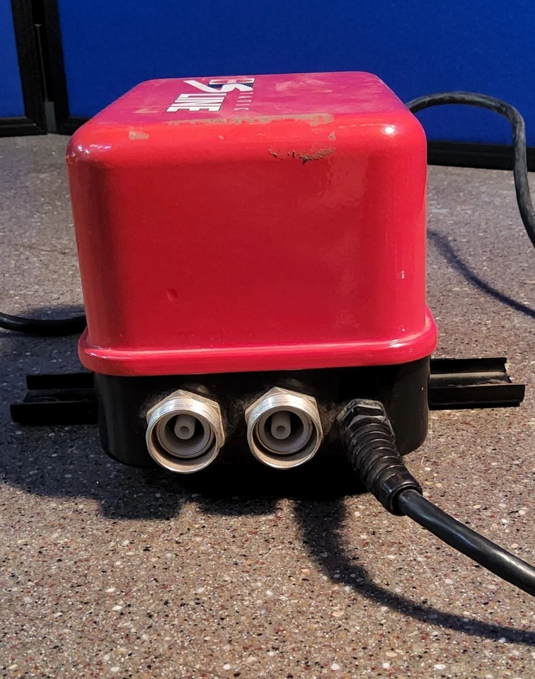 Haug 2 Outlet Static Line Power Pack w/ 2 Ionization Rods - Image 4 of 4