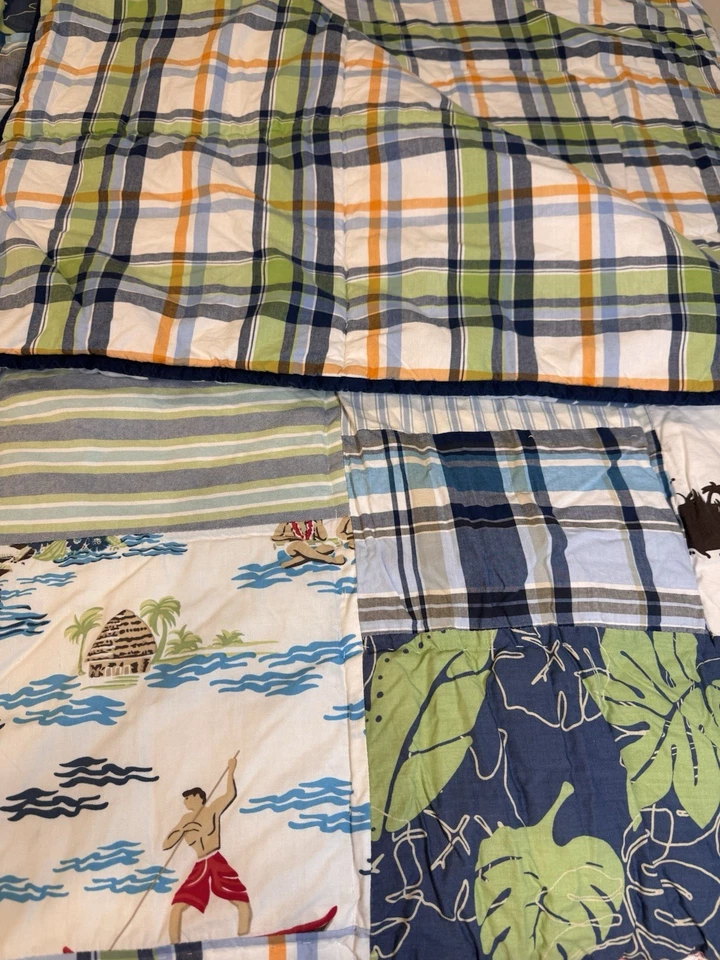 Edredón reversible Pottery Barn Kids Island Surfer a cuadros doble edredón retazos Foto 3 de 4