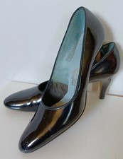VTG 1960's "Luccihi Delano" Black Patent Leather Classic Pumps 6 1/2-Narrow