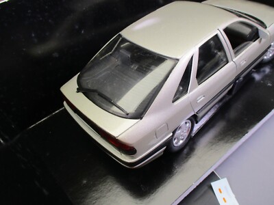 Solido 1:18 Renault 8S Año de construcción 1968 amarillo S1803609