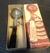Vintage Ice Cream Parlor Scoop Master w/ Black Handle w Box Bonny Products