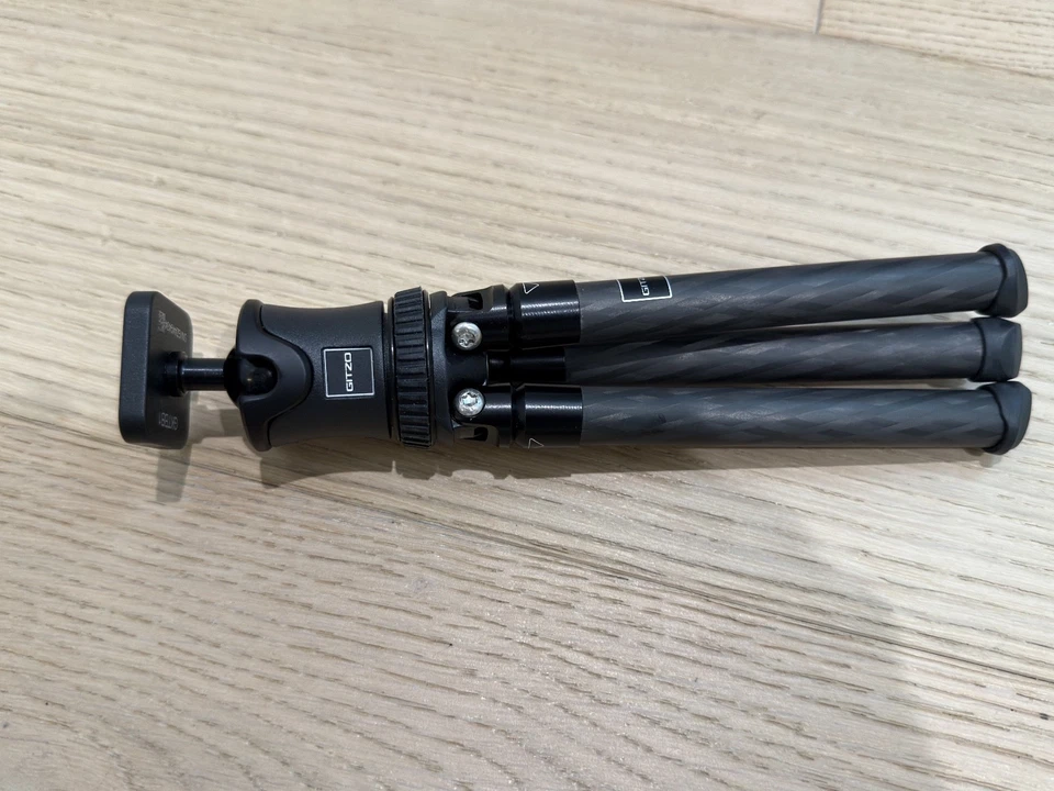 Trípode de mesa Gitzo Mini Traveler (negro) Foto 2 de 3