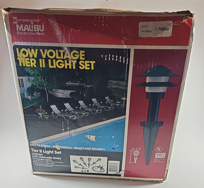 Malibu Low Voltage Light 2 Tier Set LV28165T with 5 LV181 Lamps New Old Stock