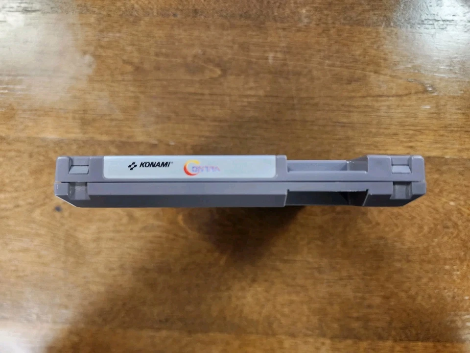 Contra (Nintendo NES, 1988)-TESTED - Image 4 of 4