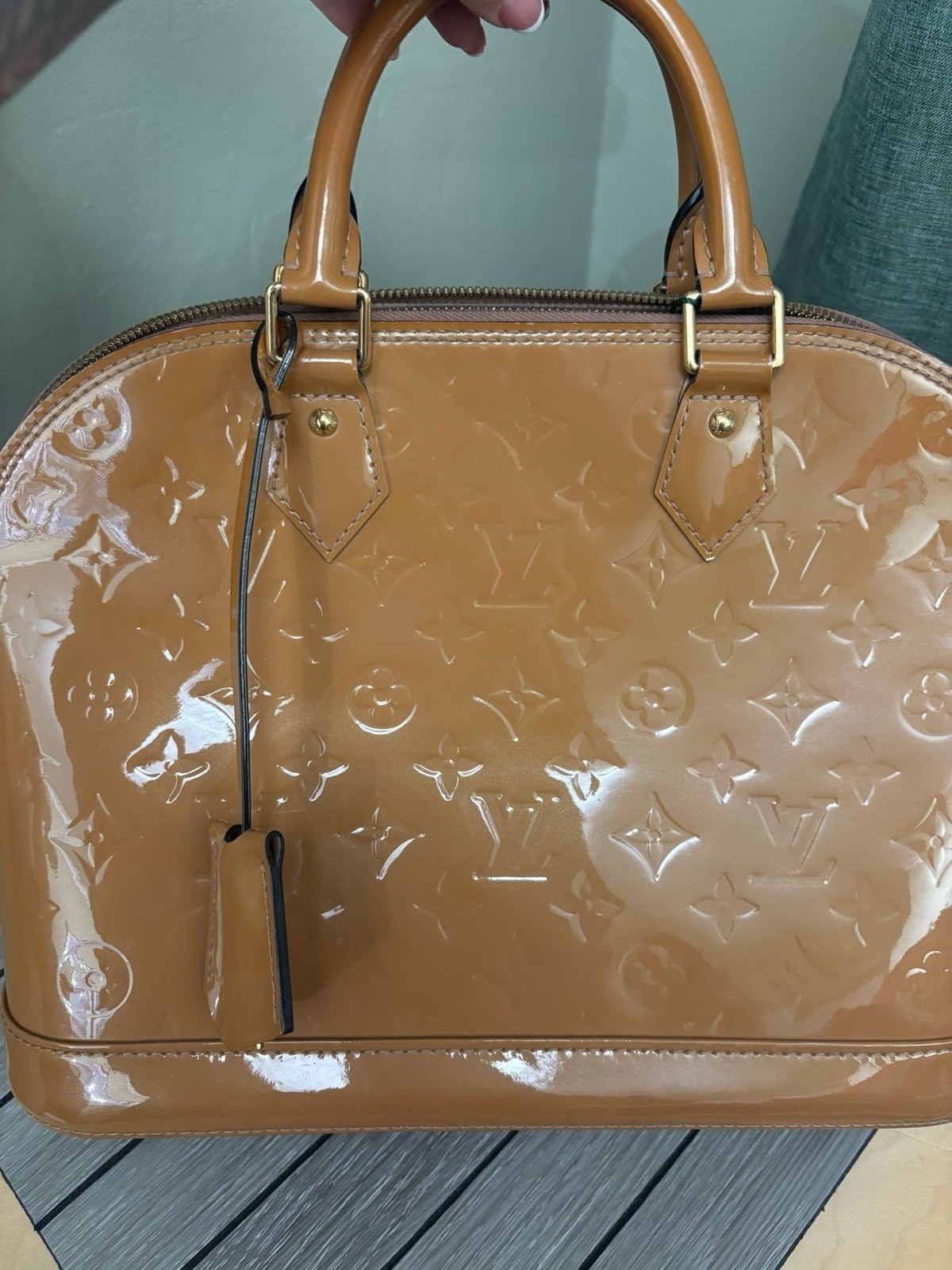 Louis Vuitton Alma PM Camel Brown Vernis Leather Handbag