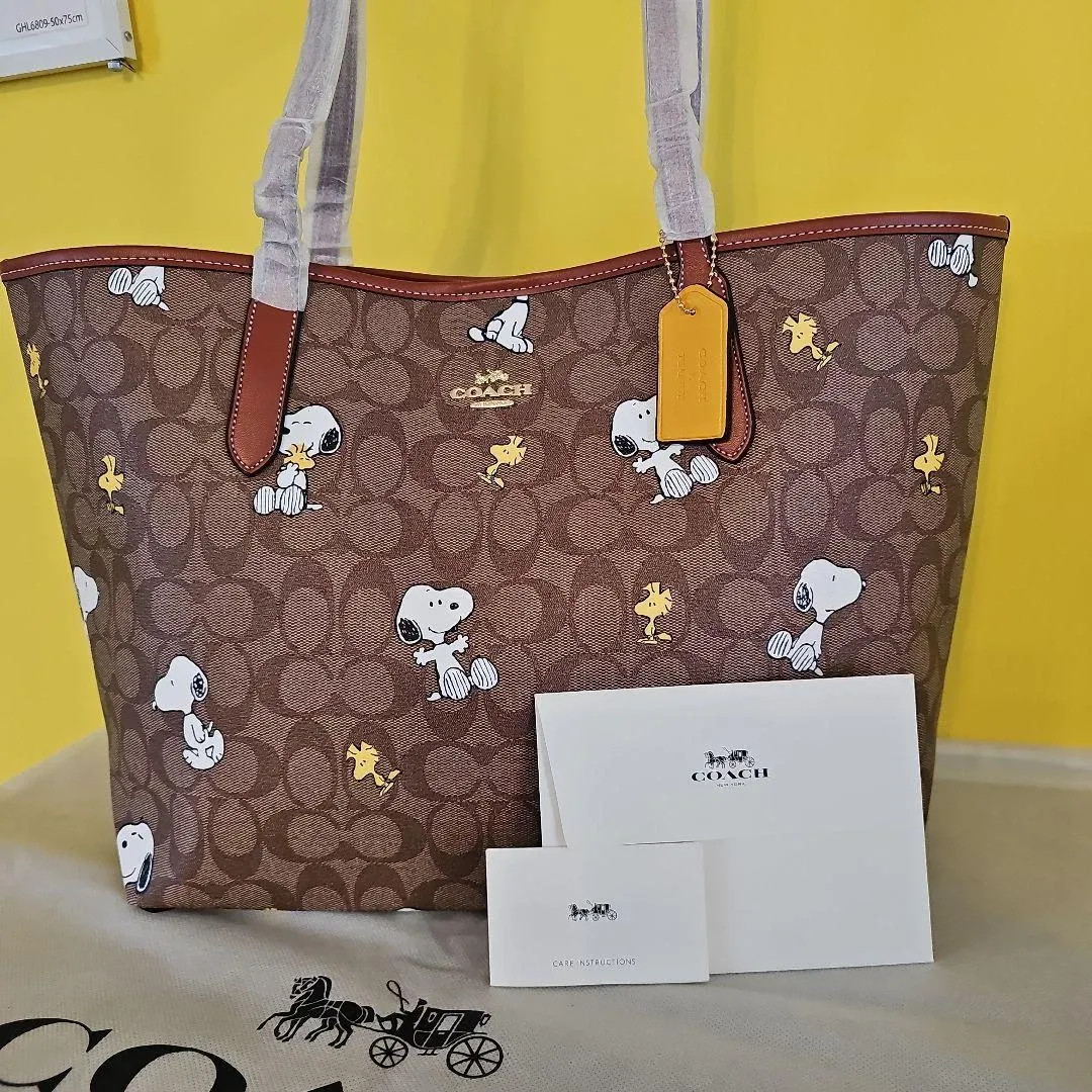 COACHトートバッグ ブラウン＆ワインレッド Peanutsコラボ レザー 