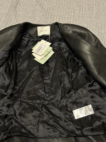 Pierre Balmain Short Sleeve Leather Jacket NWT size 40 - Picture 10 of 19