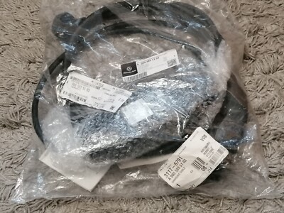 Genuine Brand New Mercedes Benz 3 Pin Charging Cable A0005835103 