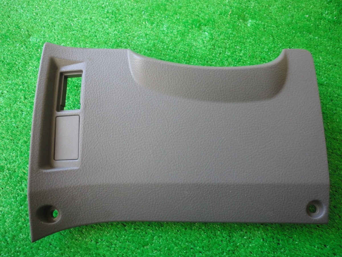 noah様オーダー品 TOYOTA NOAH VOXY AZR60G Genuine Instrument panel finish panel LWR