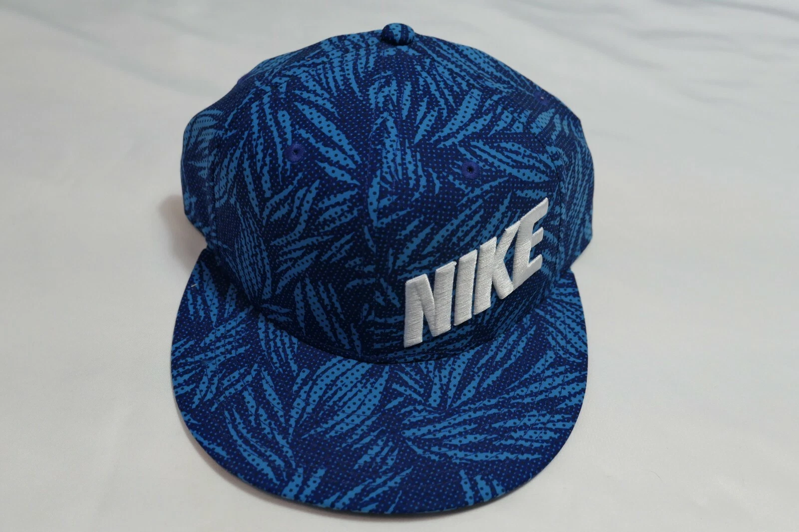 Cappello Nike Tropical Storm True Snapback blu 739415 455 tesa piatta nuovo con etichette