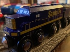 Lionel Heritage Series Wooden Train Set Santa Fe Engine 2006