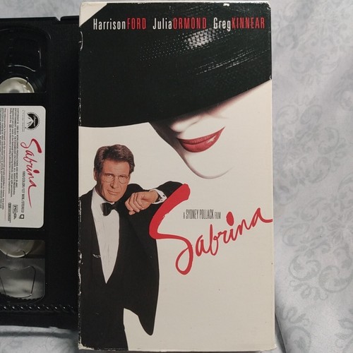 Sabrina (VHS, 1996, PG) Harrison Ford Julia Ormond Grey Kinnear Pollack Film SWB