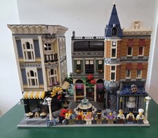 LEGO Assembly Square 10255 Creator Expert Mod...